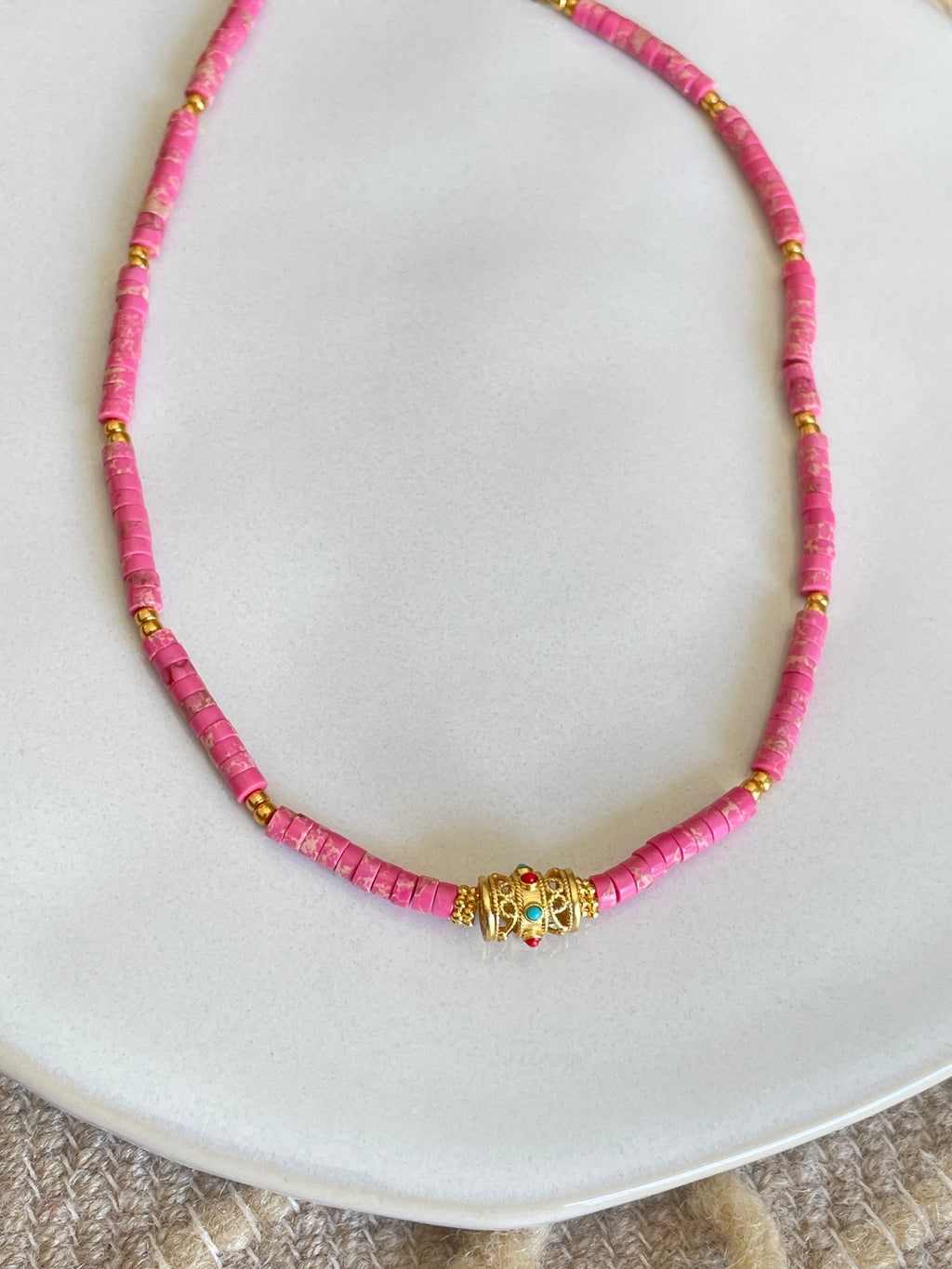 Collier Naia