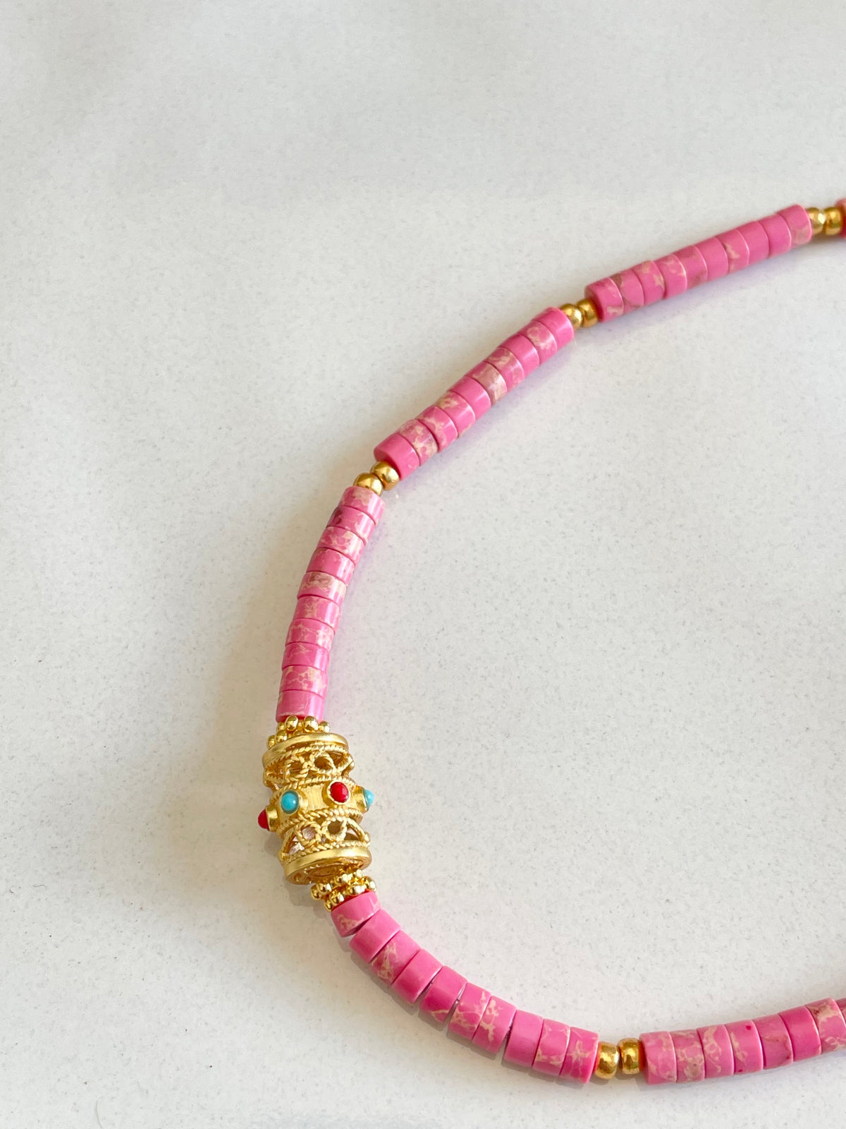 Collier Naia