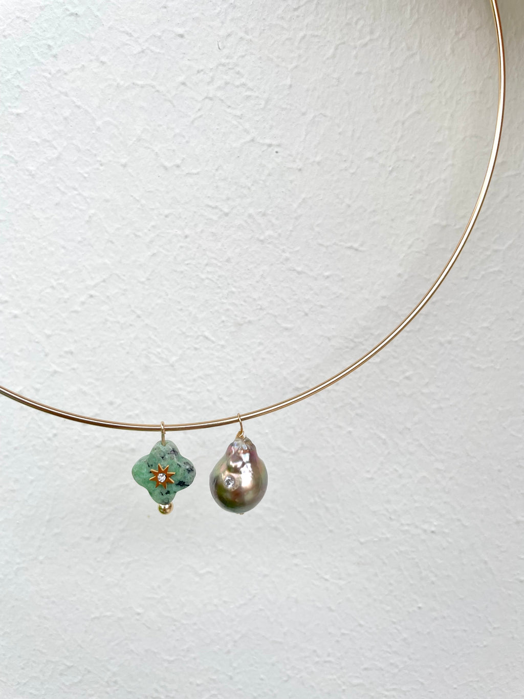 Collier rigide TALISMAN