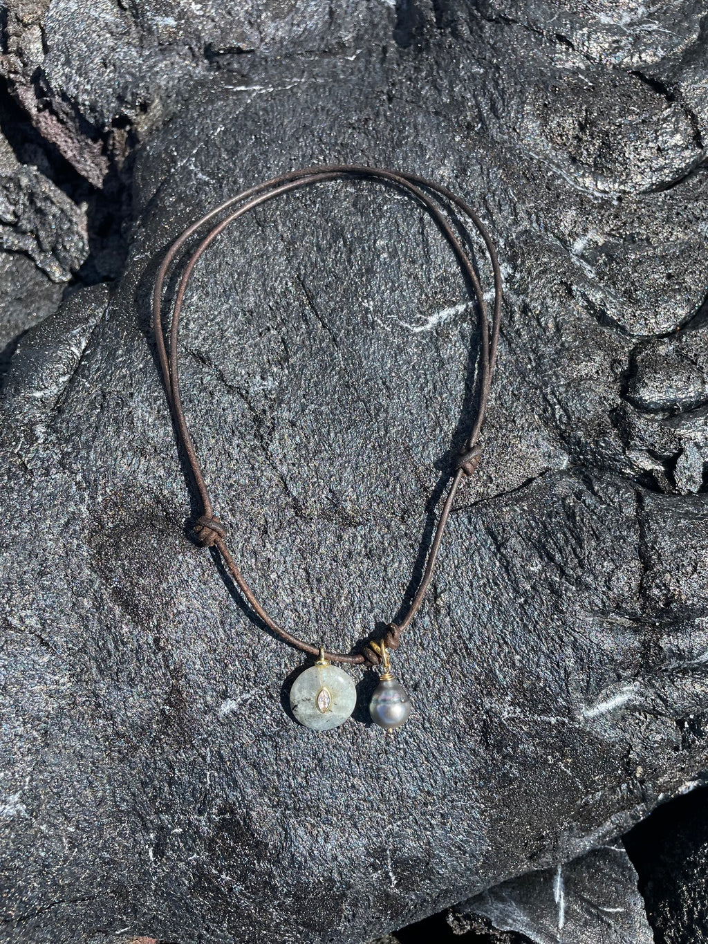 Collier Oona