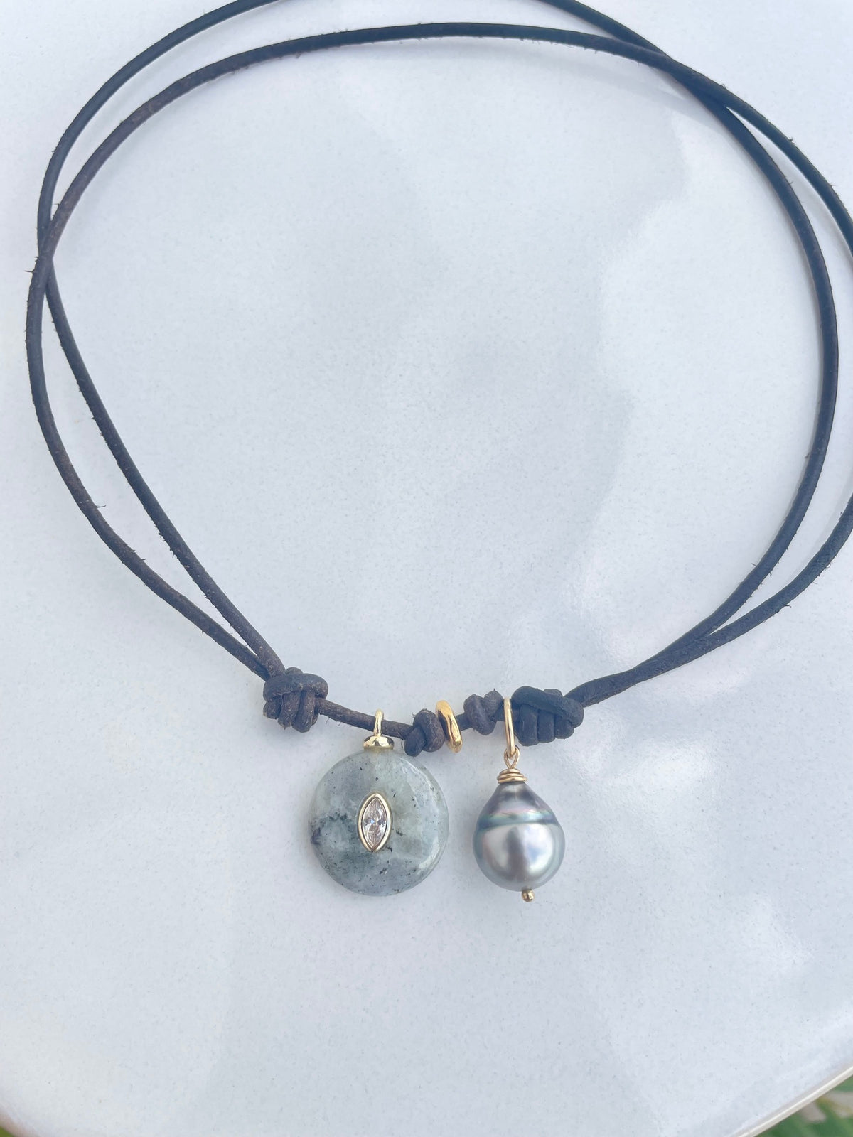 Collier Oona