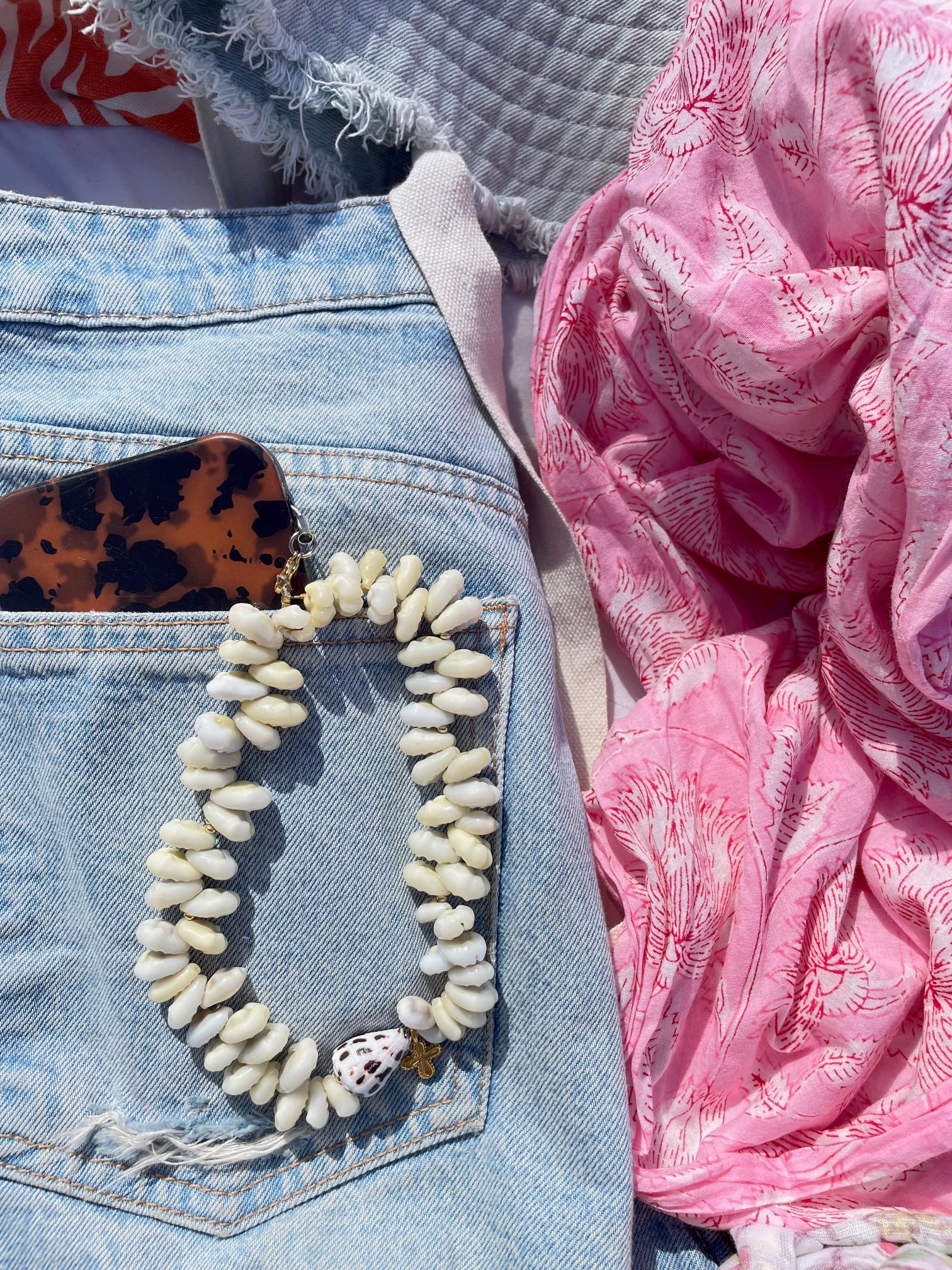 Chaine de téléphone Patiki et Zebra